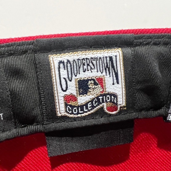 New Era x Just Don, 59Fifty Fitted Hat, Philadelphia Phillies, Red - Picture 5 of 12